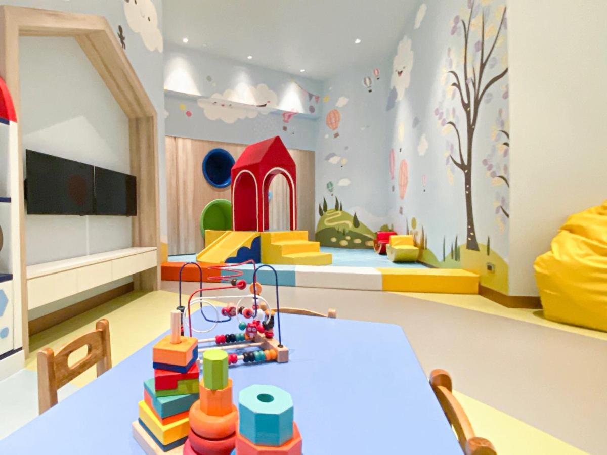 Chatrium Grand Bangkok Eksteriør bilde A nursery