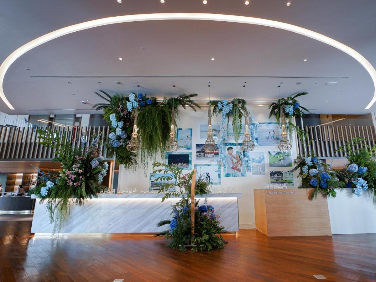 Chatrium Grand Bangkok Eksteriør bilde The lobby of the hotel