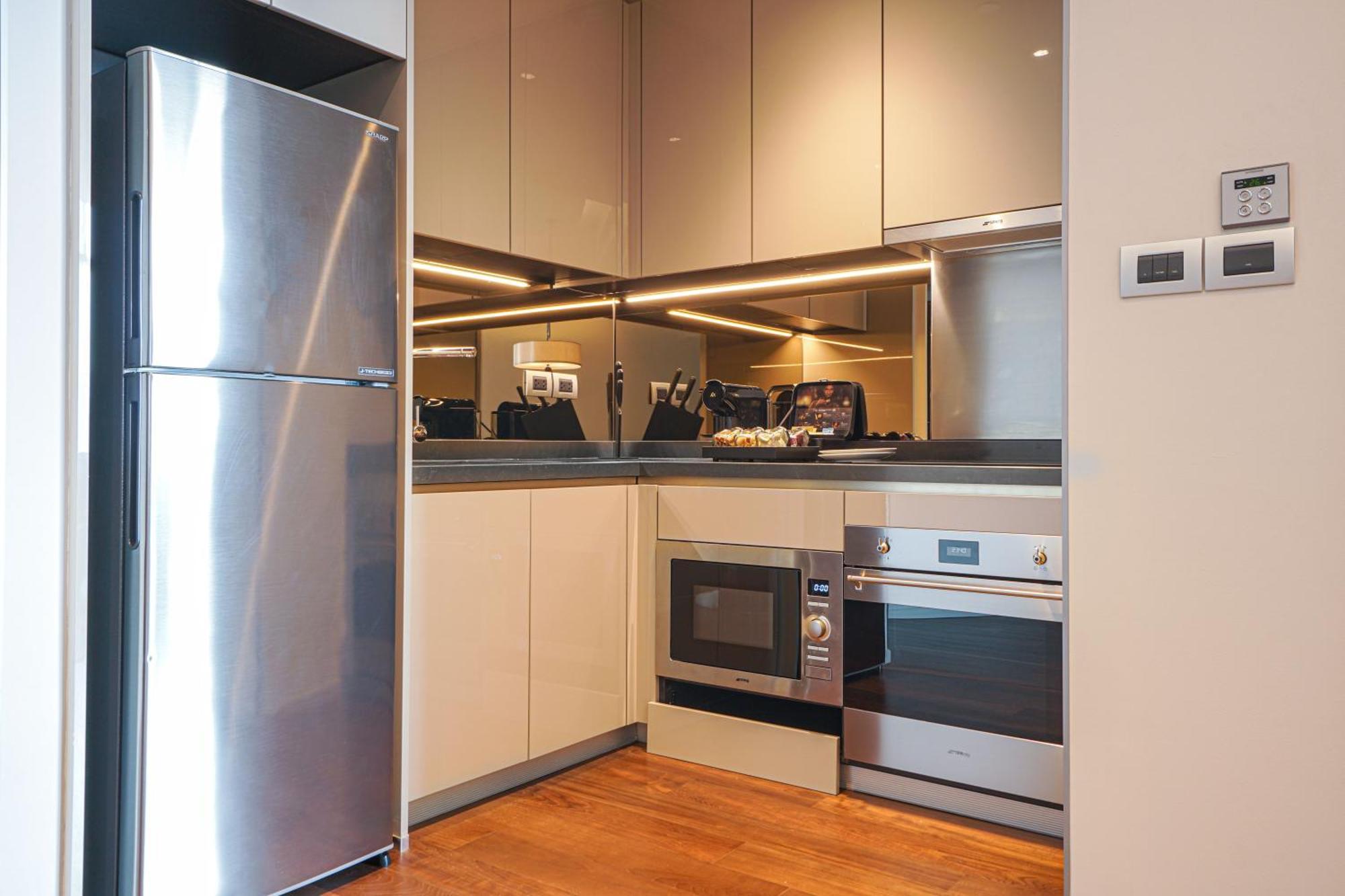 Chatrium Grand Bangkok Eksteriør bilde A modern kitchen