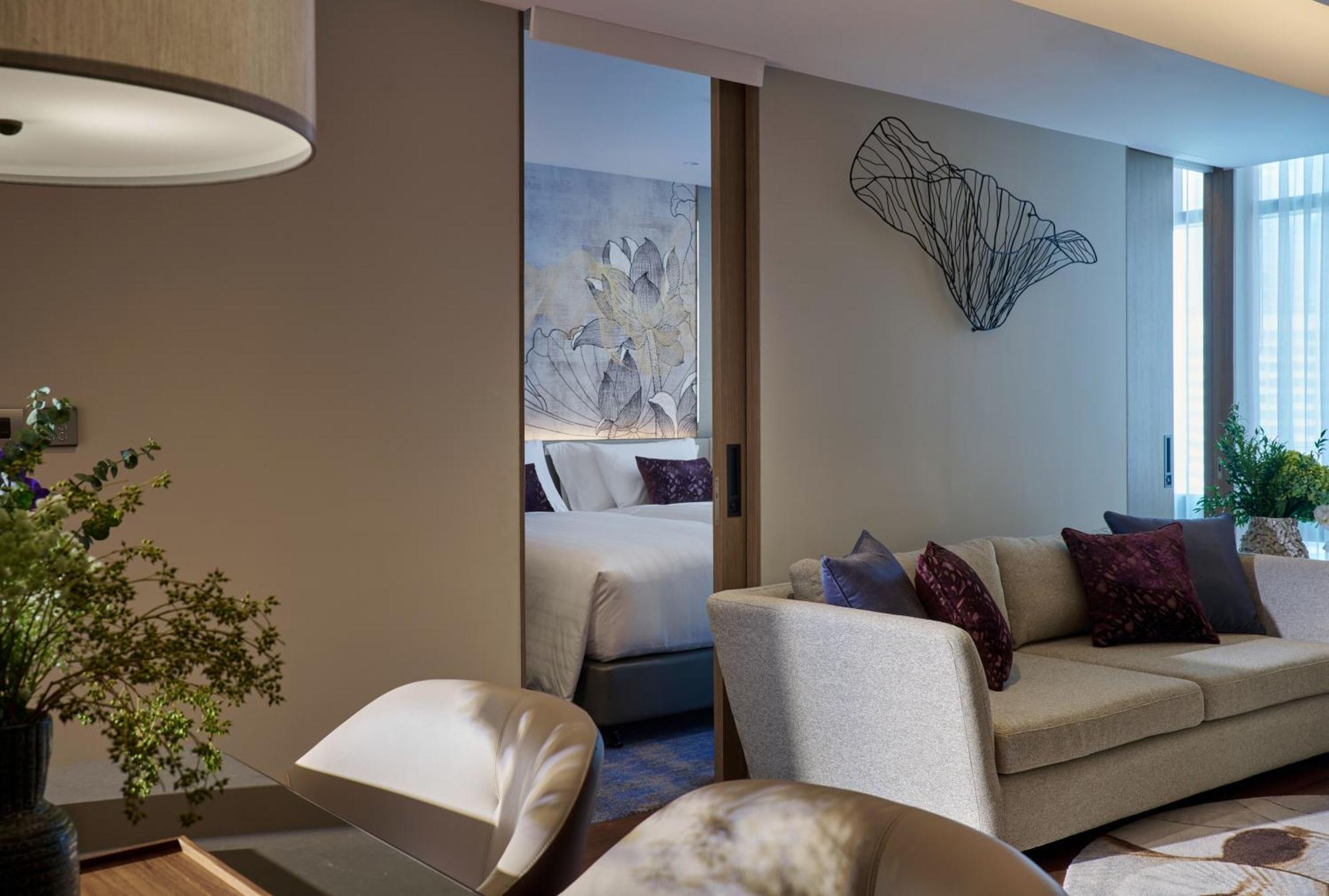Chatrium Grand Bangkok Eksteriør bilde A sliding door