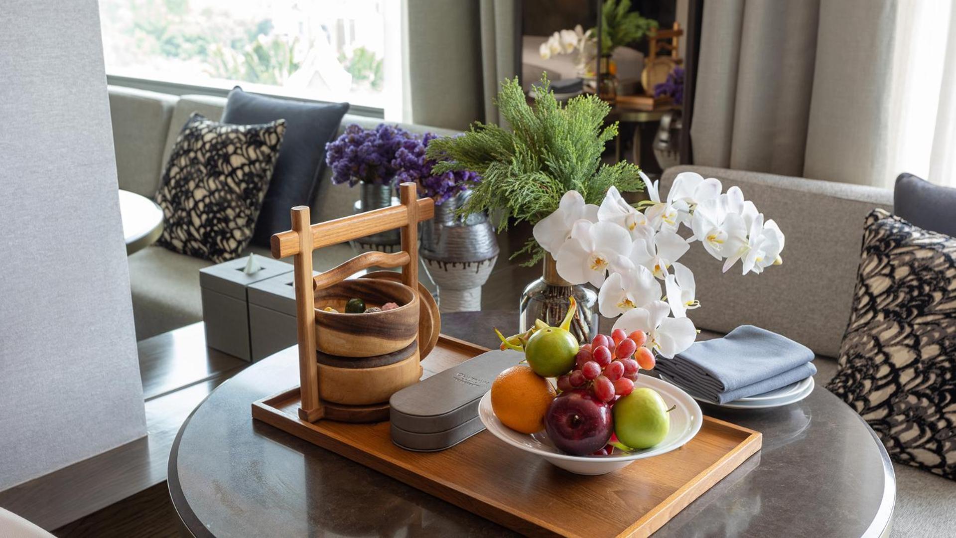 Chatrium Grand Bangkok Eksteriør bilde Fruit tray